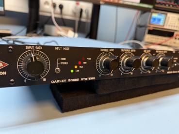 Preview: Oakley Sound Systems SRE-330 limited Edition