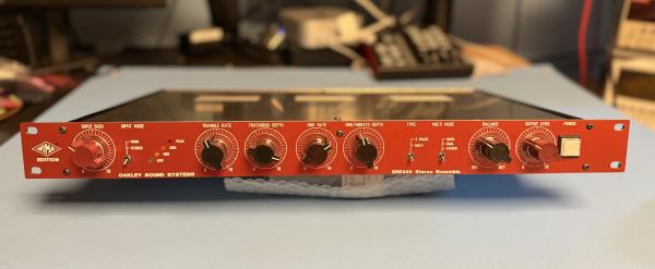 Oakley Sound Systems SRE-330 limited Edition